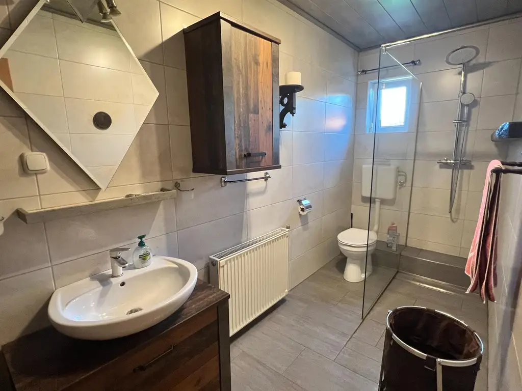 Bungalow mit großem Garten in zentrumsnähe von Amstetten