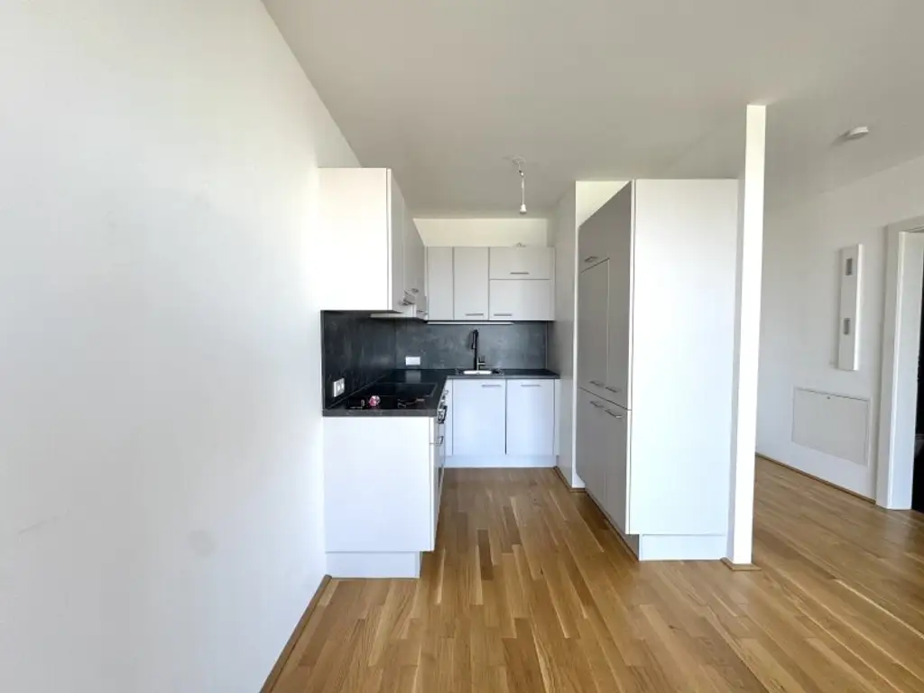 Terrassenwohnung im 7. Stock - Sonnig Wohnen - Nahe U1 Kagraner Platz