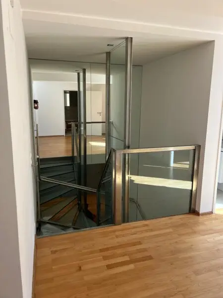 Lichtdurchflutete Maisonette mit 2 Terrassen Nähe Staatsoper!