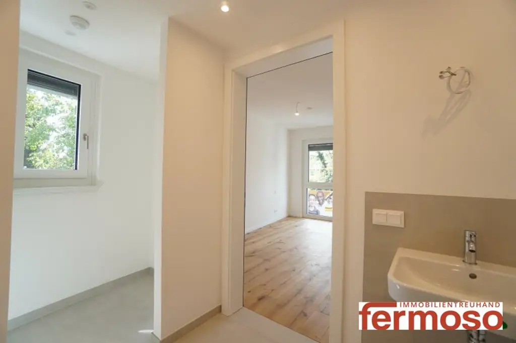 PROVISIONSFREI 2-Zimmer-Wohnung mit Balkon im 1. Obergeschoss