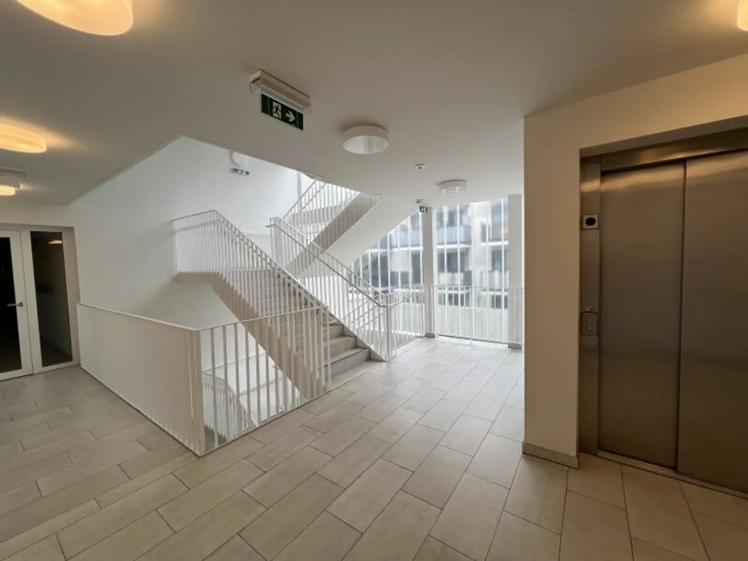 Attraktive 3-Zimmerwohnung mit Kühldecke und Terrasse