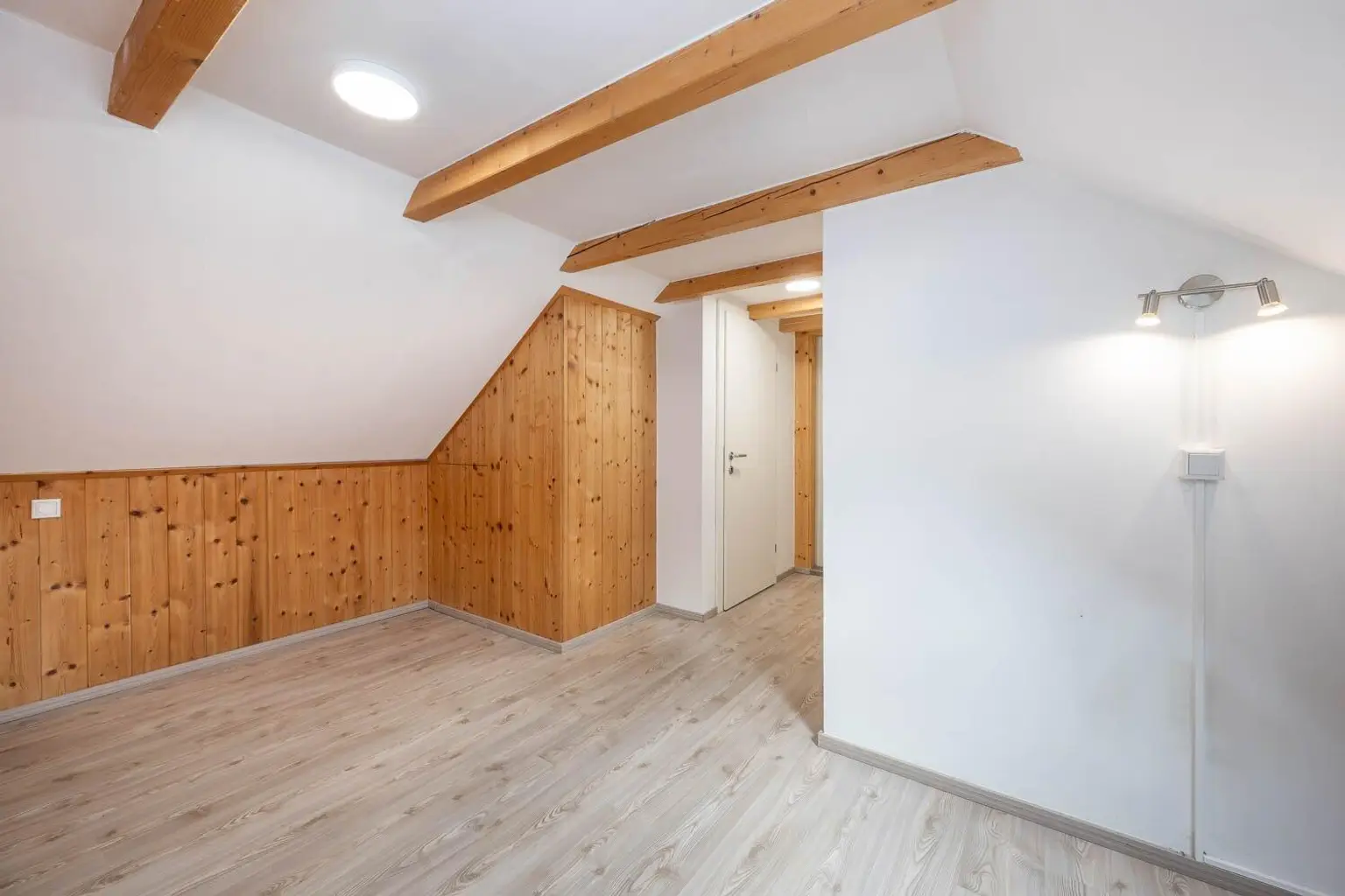 Zimmer 3 Obergeschoss Ansicht 2