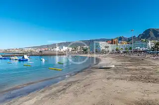 Playa Puerto Colón 4