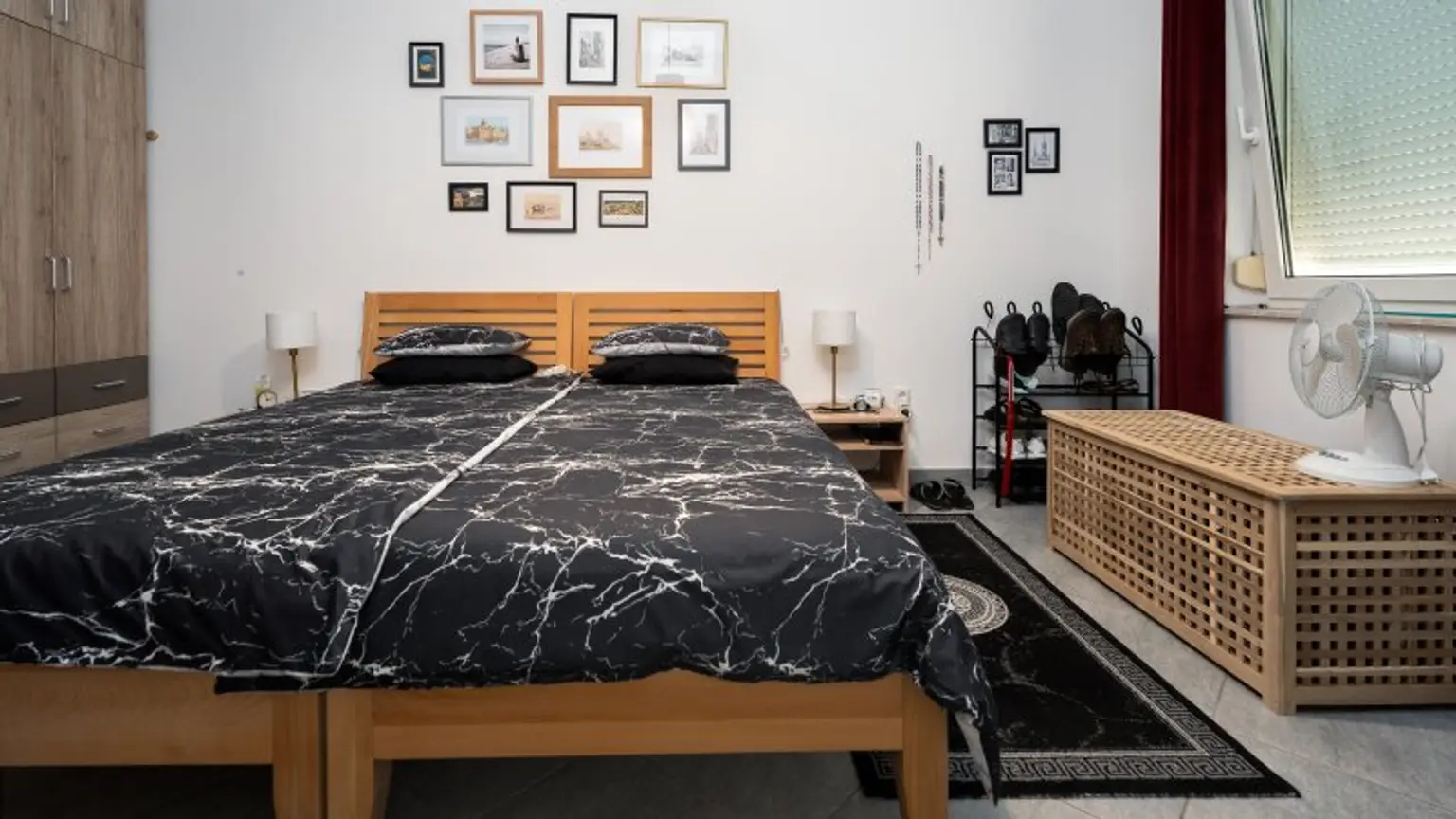 Kapitalanlage mit Potential – 2 Häuser auf Eckgrundstück mit rund 938 m² Grundstücksfläche!