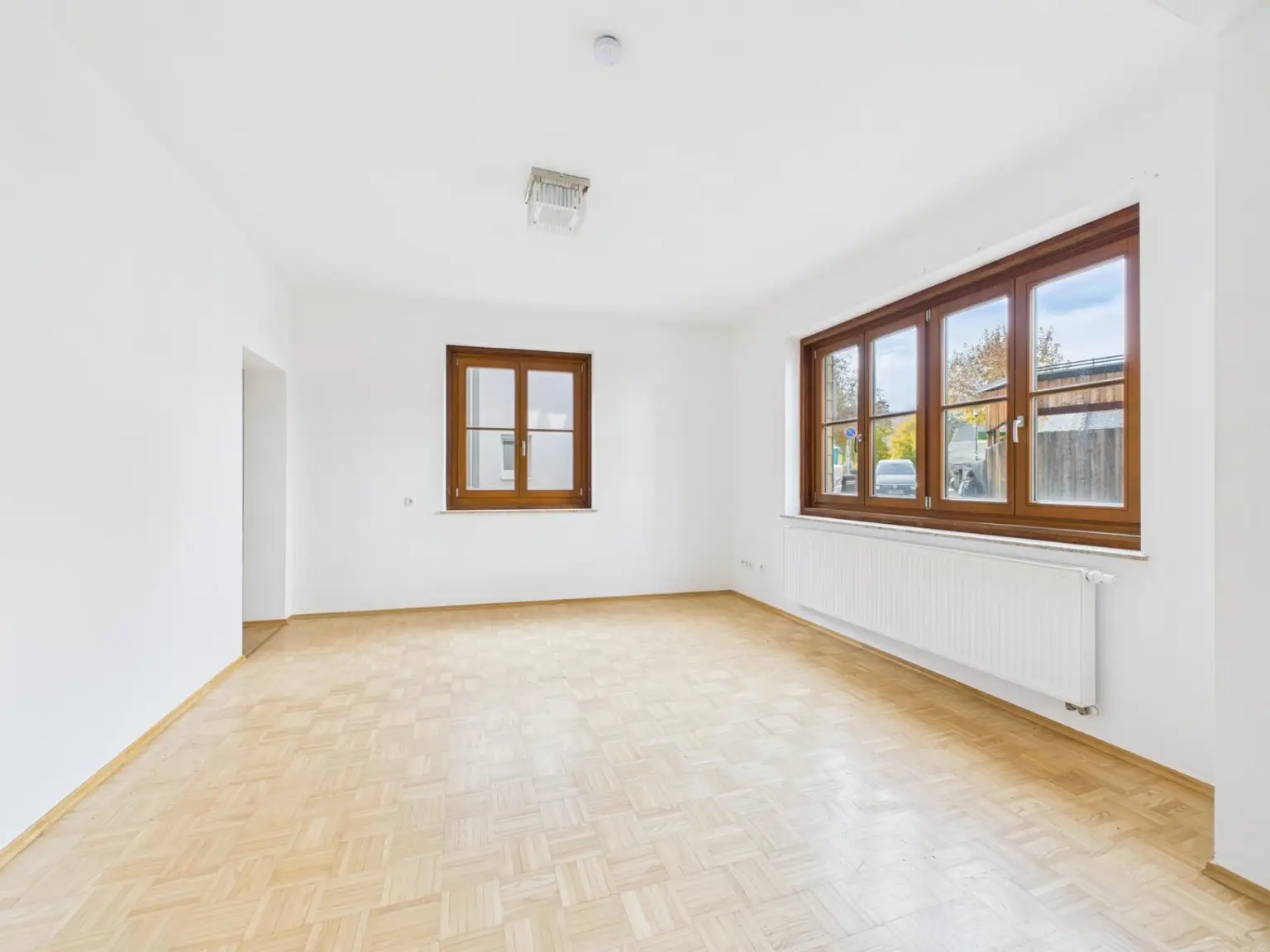 KALWANG: BESTÄNDIGE WERTE in unbeständigen Zeiten - WOHNHAUS mit 4 Wohnungen