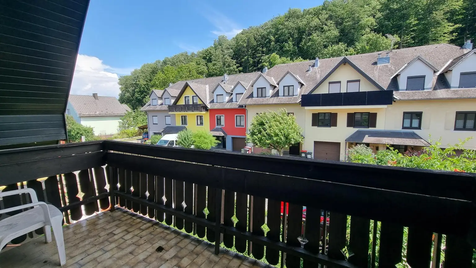 Wohnen in ruhiger Siedlungslage - Einfamilienhaus in Heuberg