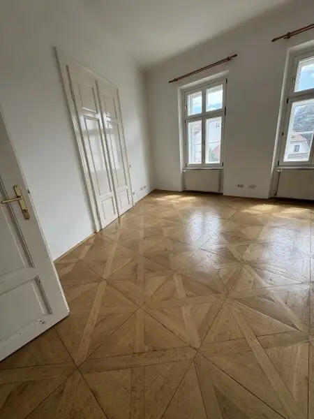 Mietwohnung ca. 178m2 in Top-Lage in Graz! ***Für Wohngemeinschaften bestens geeignet***