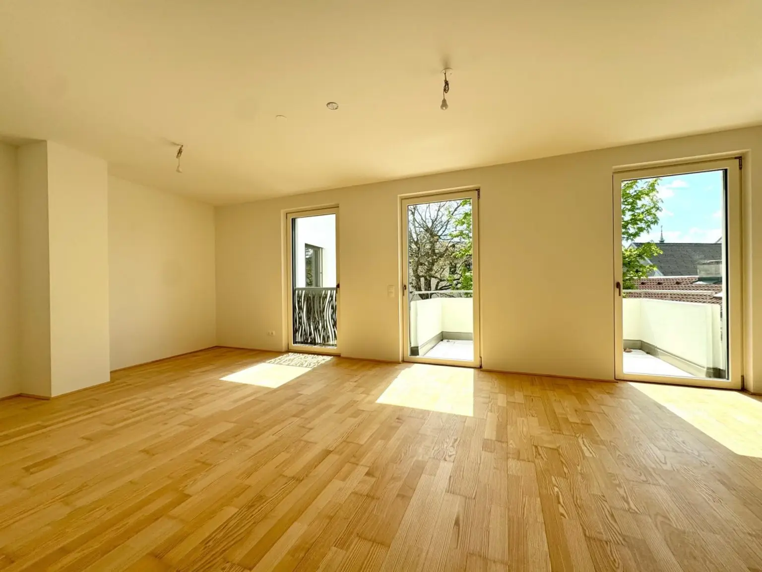 Z | ++ NEU ++ FAMILIENWOHNUNG mit Galerie und FANTASTISCHER TERRASSE | Prima Service Immobilien