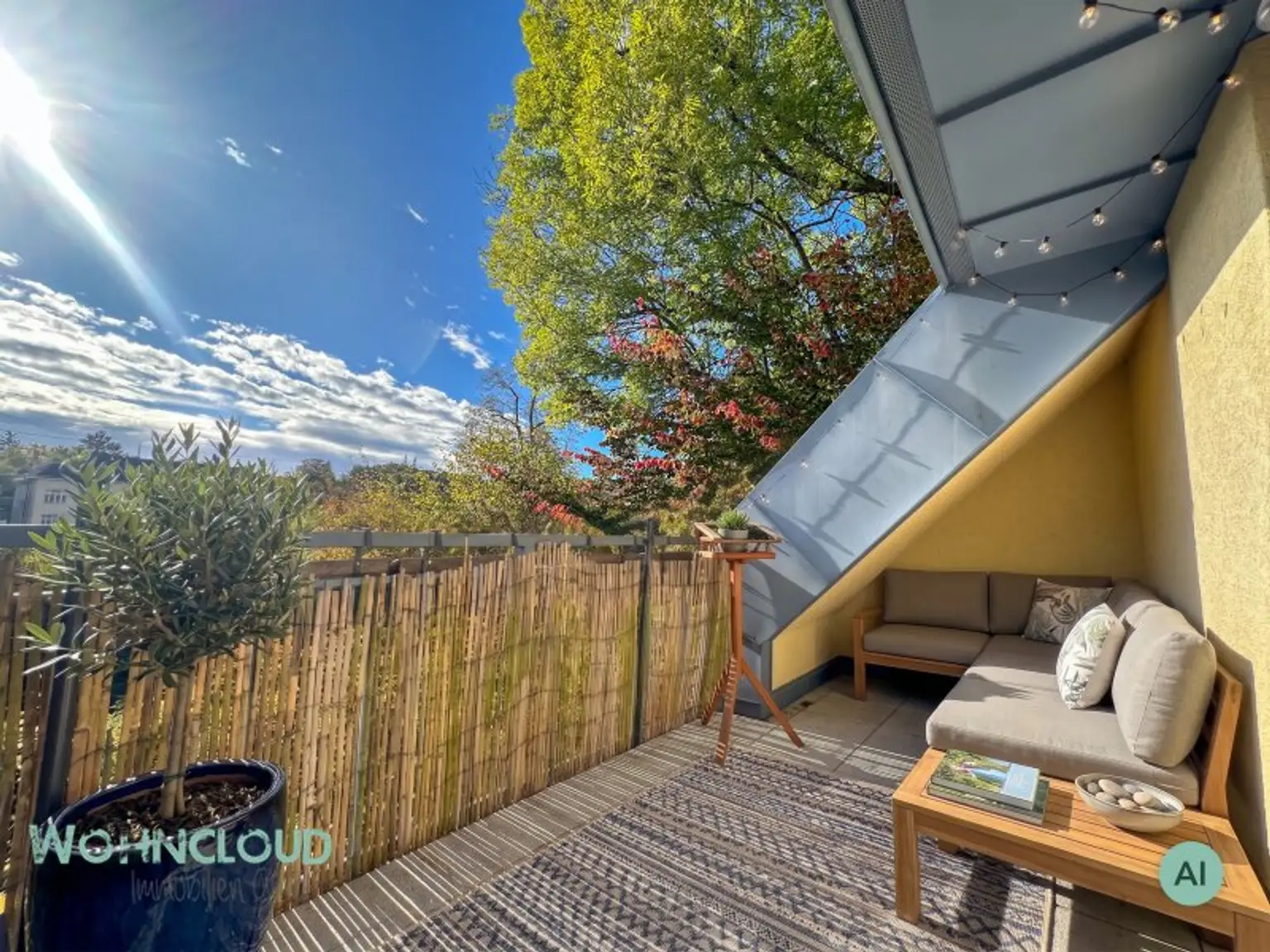 LOGGIA - sonniger Ausblick
