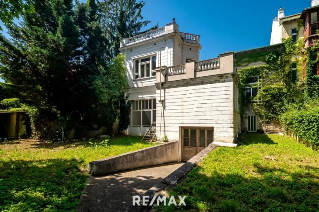 Rarität: Stadt-Villa mit weitläufigem Garten an exklusiver Hietzinger Adresse