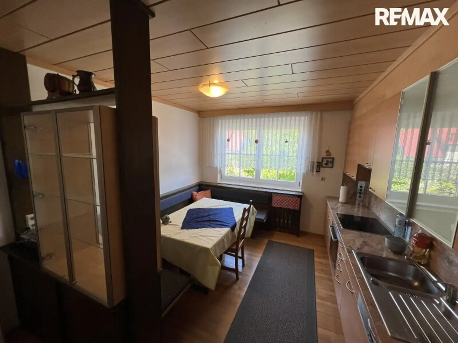 Burgblick! Charmantes Einfamilienhaus mit Garten, Terrasse und Wellnessbereich in Forchtenstein!