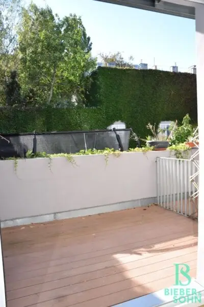 Mitten im 5.! Westterrasse - Top renovierte, große, sonnige Wohnung - Ruhelage