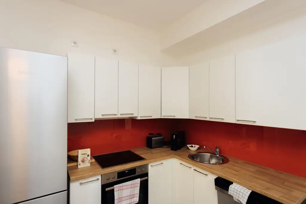 Jakomini: Ein Hingucker! Ruhig, zentral gelegen! Saniert, behindertengerecht, Tiefgarage!