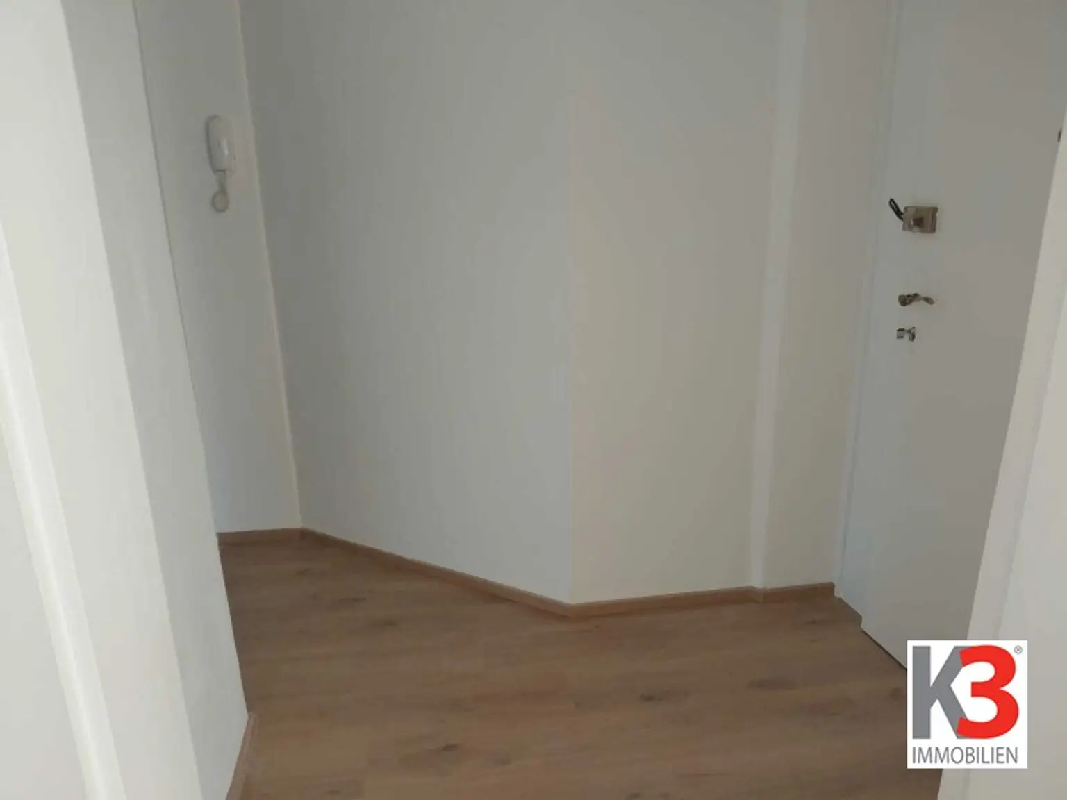 K3 - Mietwohnung mit grossem Balkon in der Nähe vom Bahnhof
