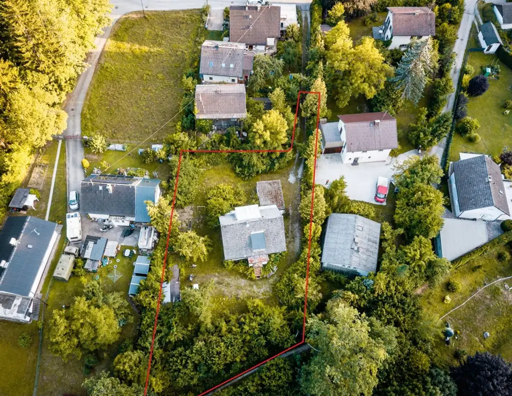 Velden am Wörthersee: Grundstück in ruhiger Lage nahe dem Zentrum und dem Wörthersee!