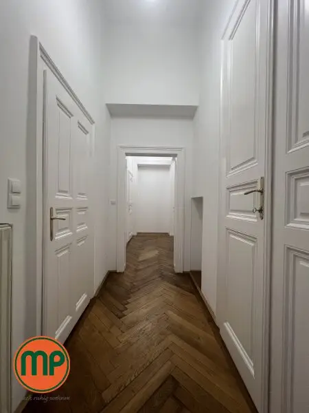 PER ASPERA AD ASTRA – Geschäftsräumlichkeit auf höchstem Niveau