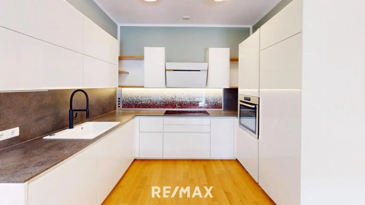 ETWAS GANZ BESONDERES