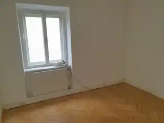 20250328_095304_resi