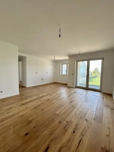 Erstbezug in Mannswörth: Moderne 2-Zimmer Wohnung mit Balkon