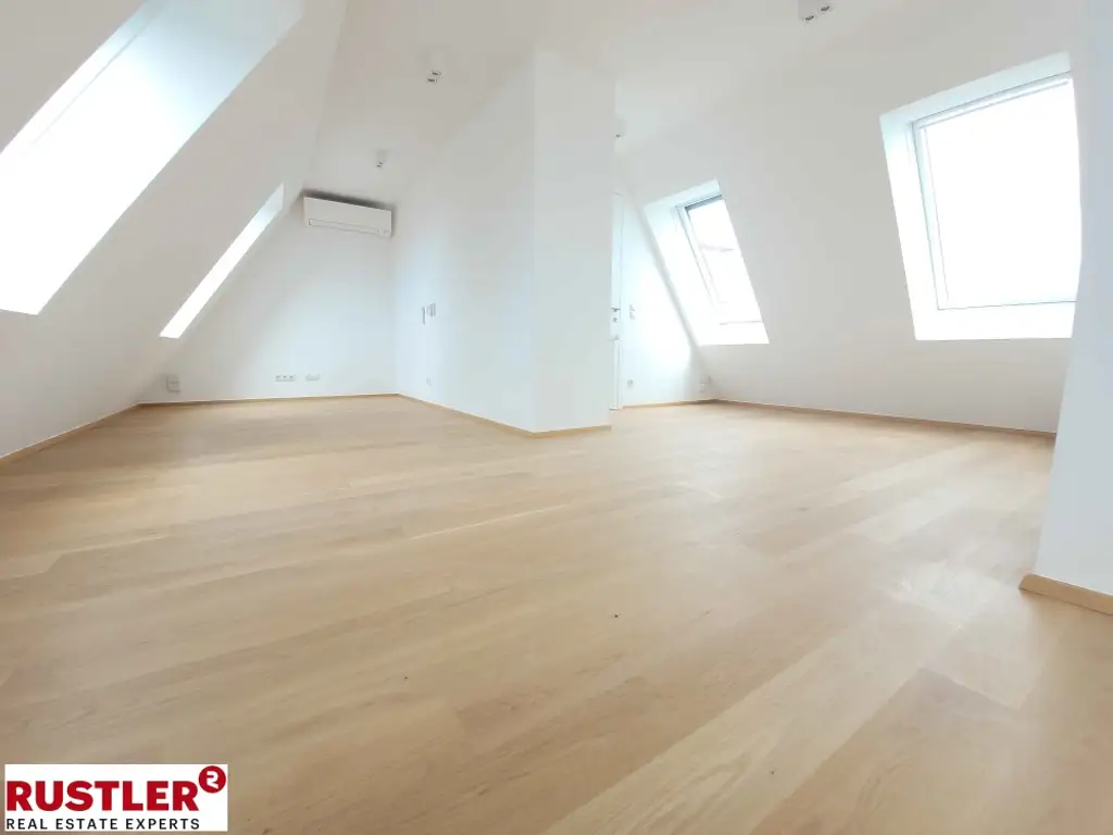 Luxuriöse Dachterrassenwohnung auf 3 Etagen direkt an der U3 - klimatisiert - mit Garage!
