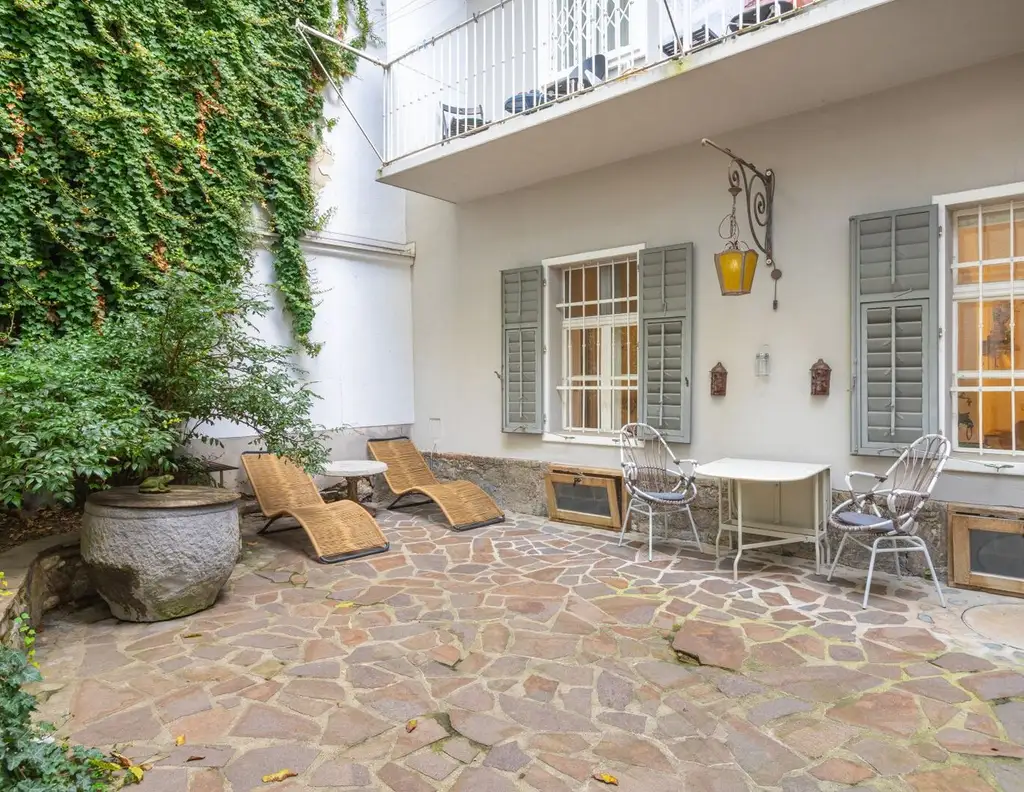 Zinshaus mit Charme in Grazer Bestlage!
