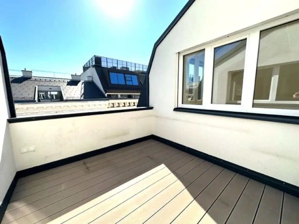 BÖRSE-NÄHE, klimatisiertes 98 m2 Dachgeschoss mit 9 m2 Terrasse, 3 Zimmer, Extraküche, 2 Bäder, Gonzagagasse