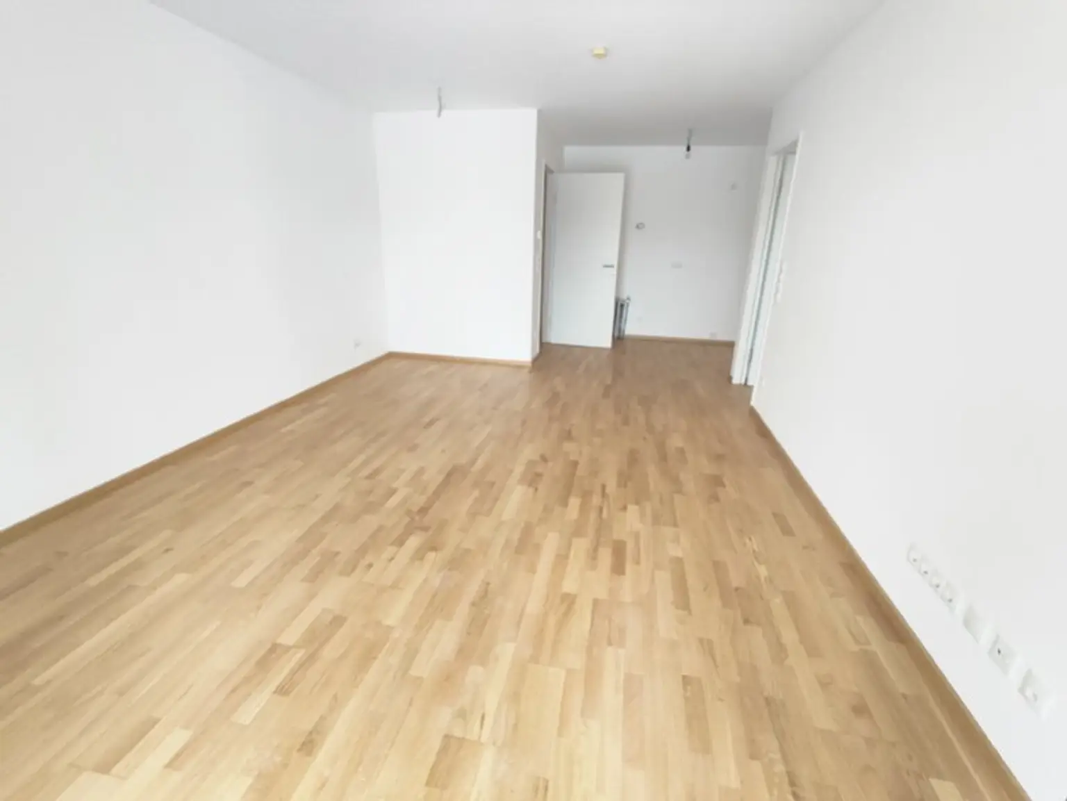 Neubau 3-Zimmer-Erstbezug mit Loggia im 5. Liftstock - Top68