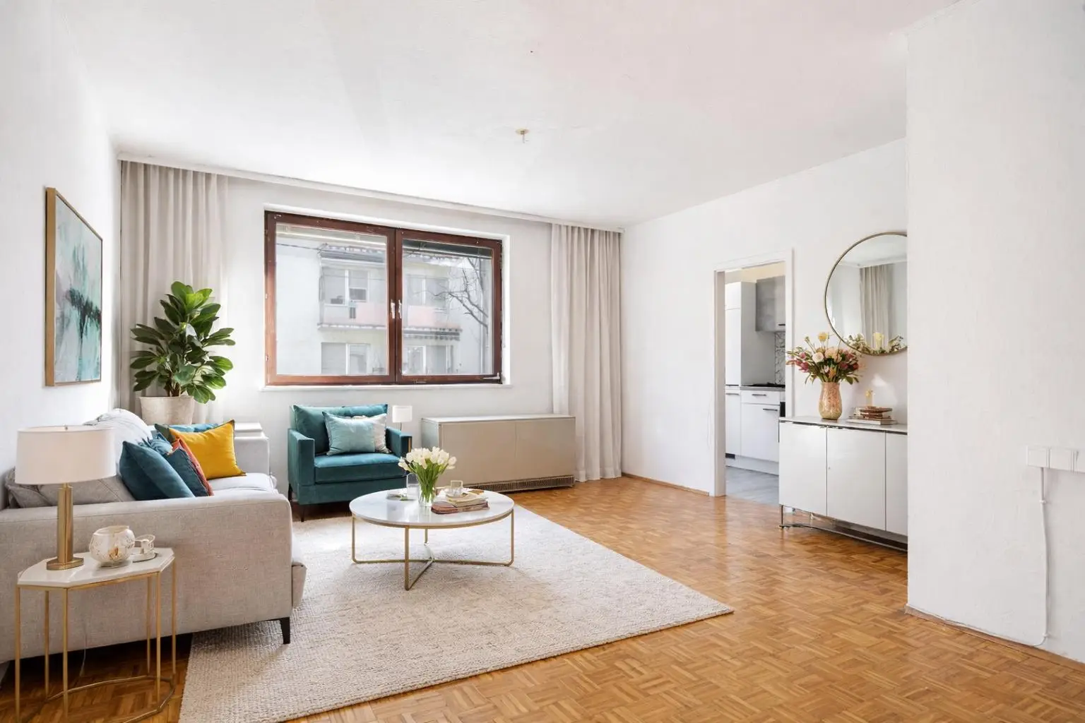 Einrichtungsbeispiel Wohn-/Schlafbereich