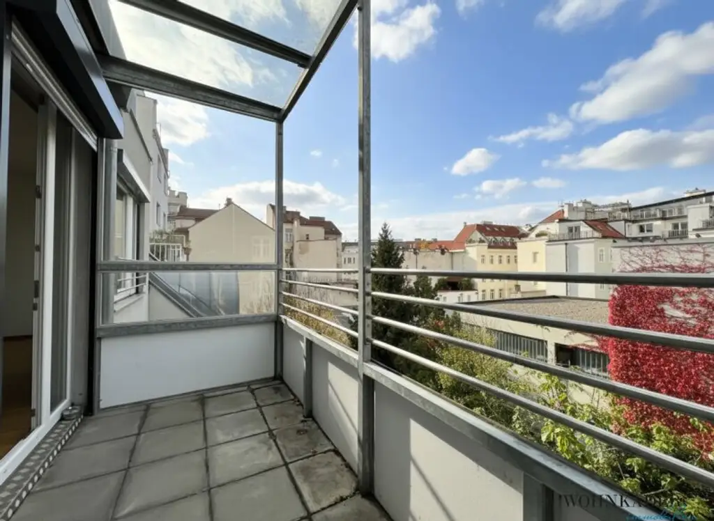 Moderne 3-Zimmer-Wohnung mit Loggia zum ruhigen Innenhof – Nähe Karmelitermarkt