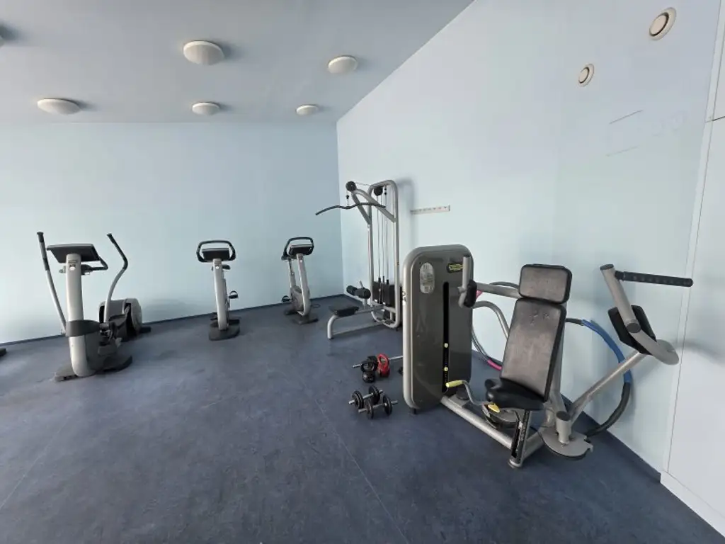 Exklusive 4-Zimmer-Gartenwohnung mit Terrasse und Pool in 1120 Wien – U-Bahn fast vor der Haustür!