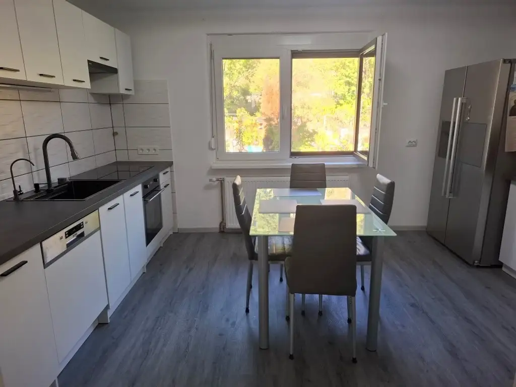 Renoviertes Zweifamilienhaus mit viel Grund in ruhiger Lage in Langenwang im Mürztal zu kaufen !