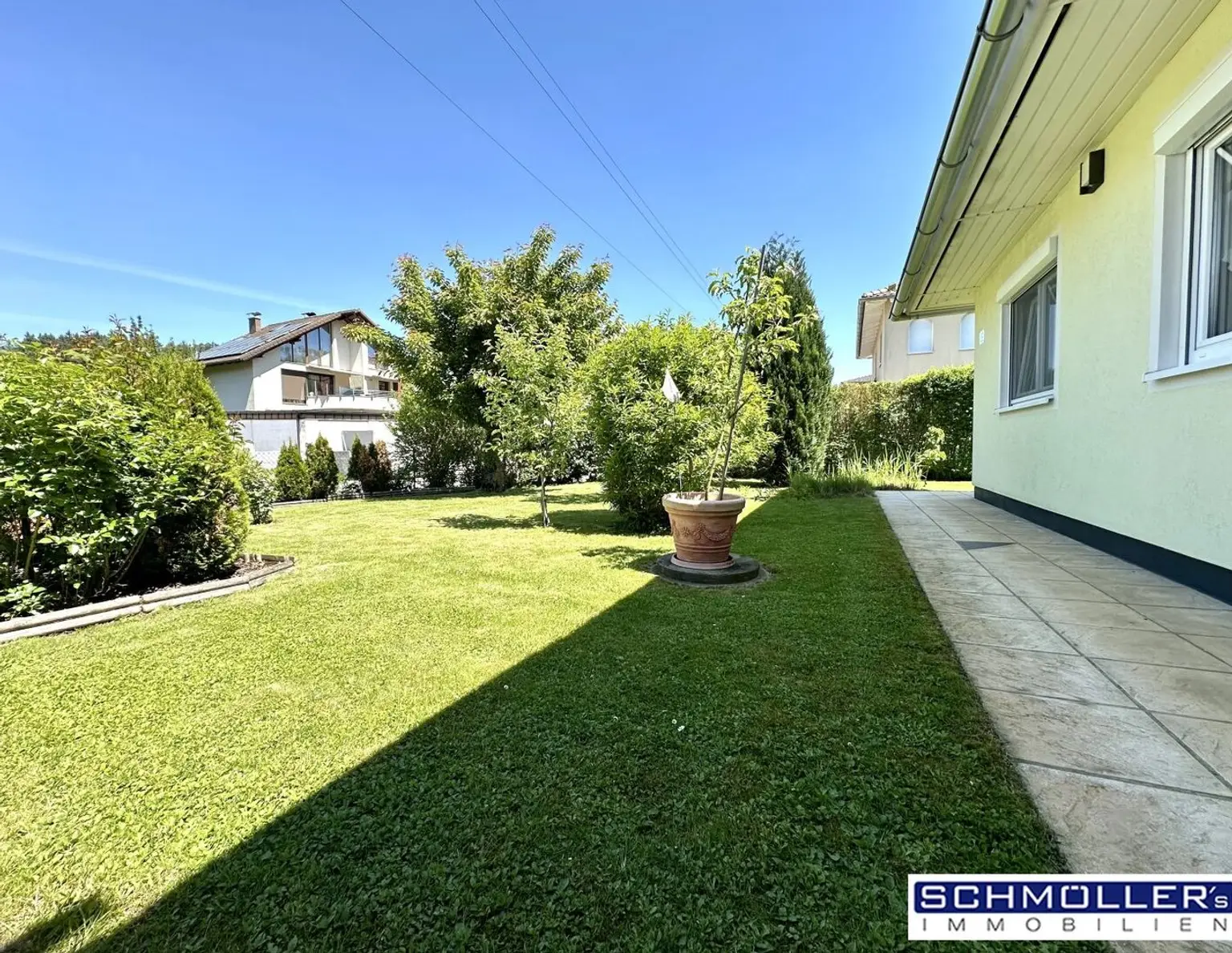 Wohlfühl-Bungalow mit Pool in idyllischer Lage