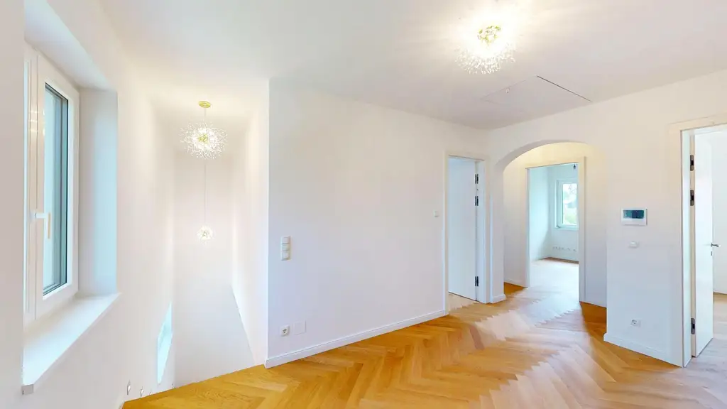 ETWAS GANZ BESONDERES Neuwertige Villa in Grün und Ruhelage nähe Alte Donau mit gepflegtem Garten in privilegierter Lage Wien 1210