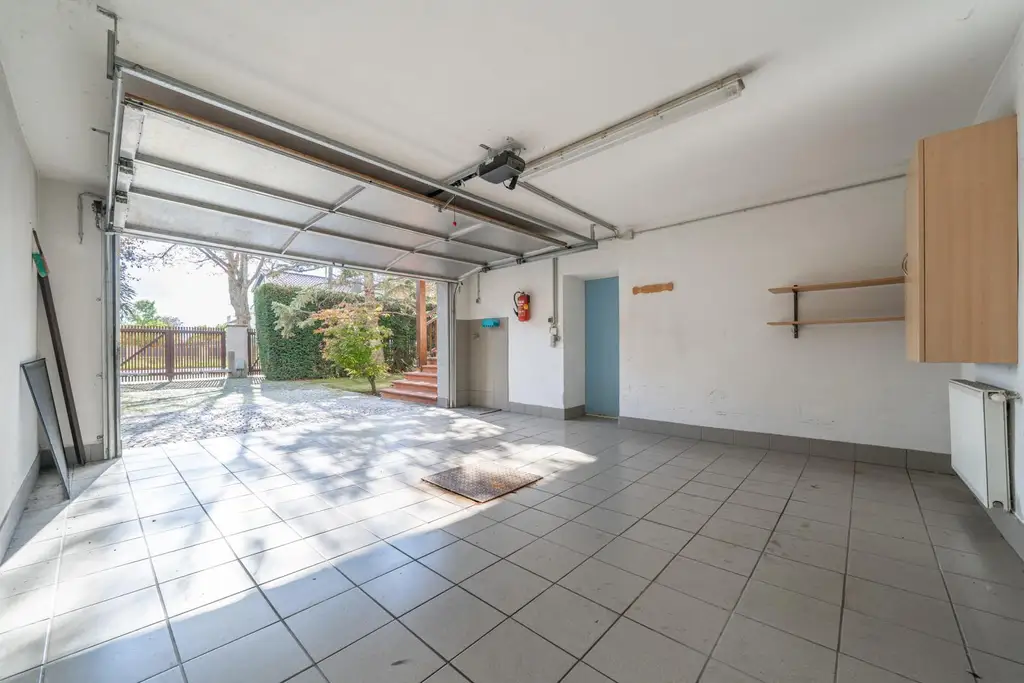 EIN HAUS MIT CHARAKTER! Einzigartiges Einfamilienhaus mit traumhaftem Garten, Garage und mehr!