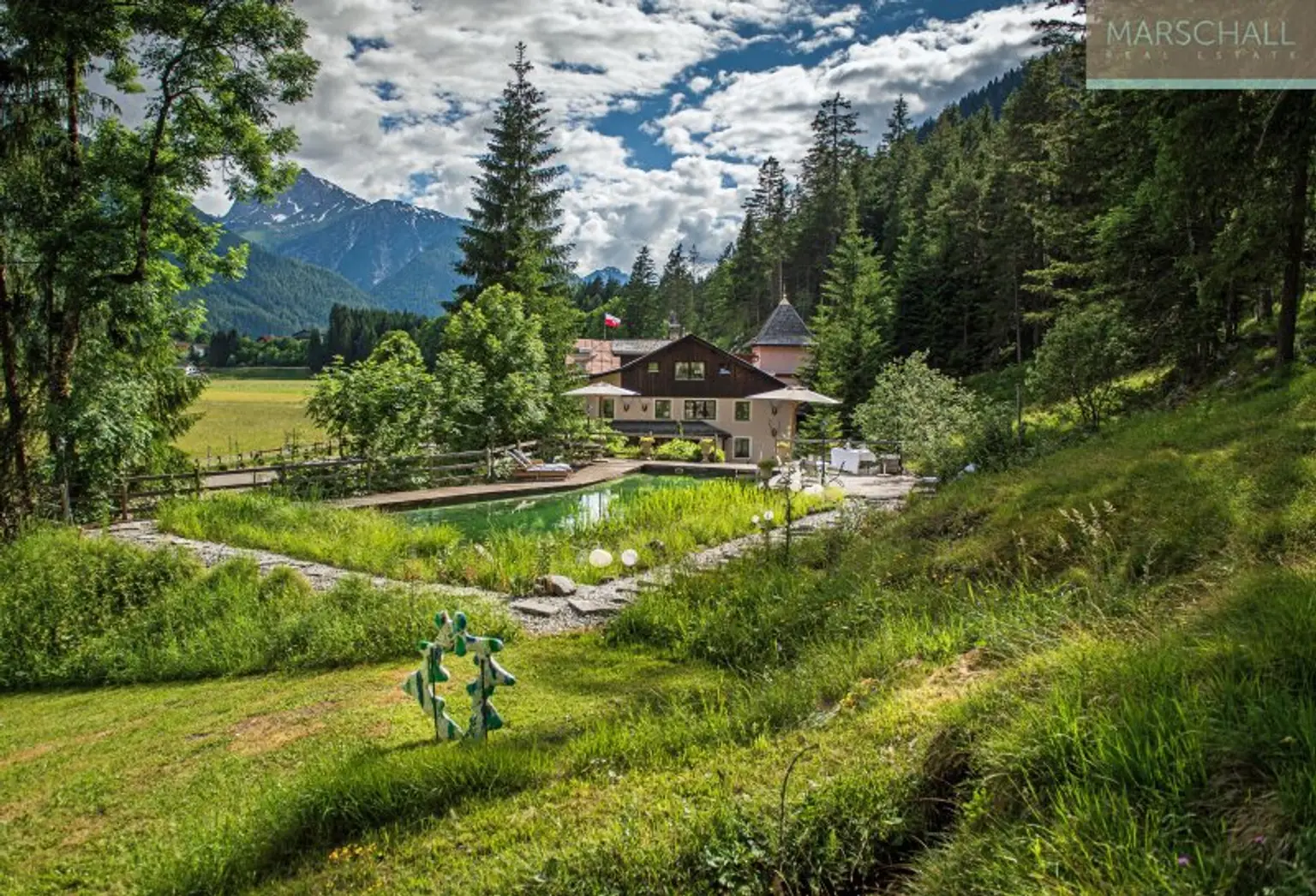 Anwesen Aussenansicht