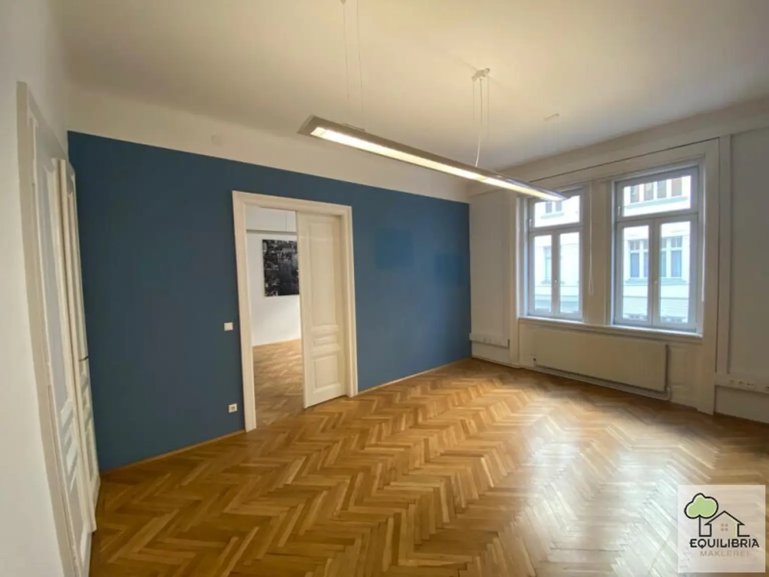 MODERNES ALTBAUBÜRO IN ZENTRALER LAGE
