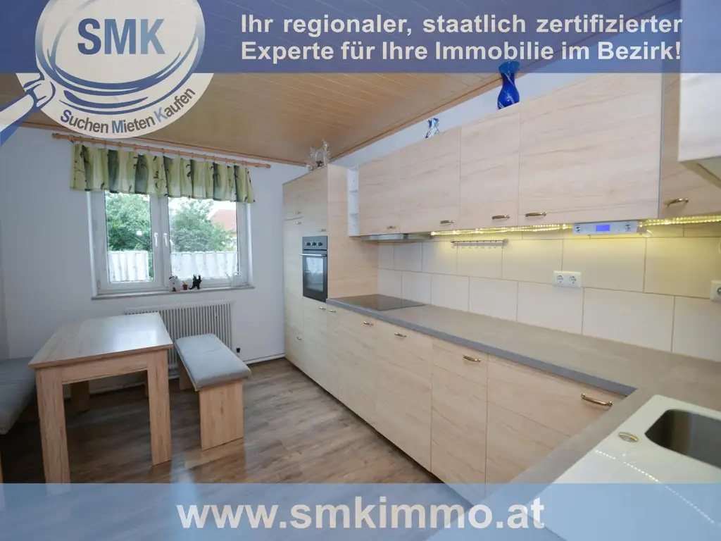Urbanes Zweifamilienhaus mit exquisitem Garten voller Pfirsiche!