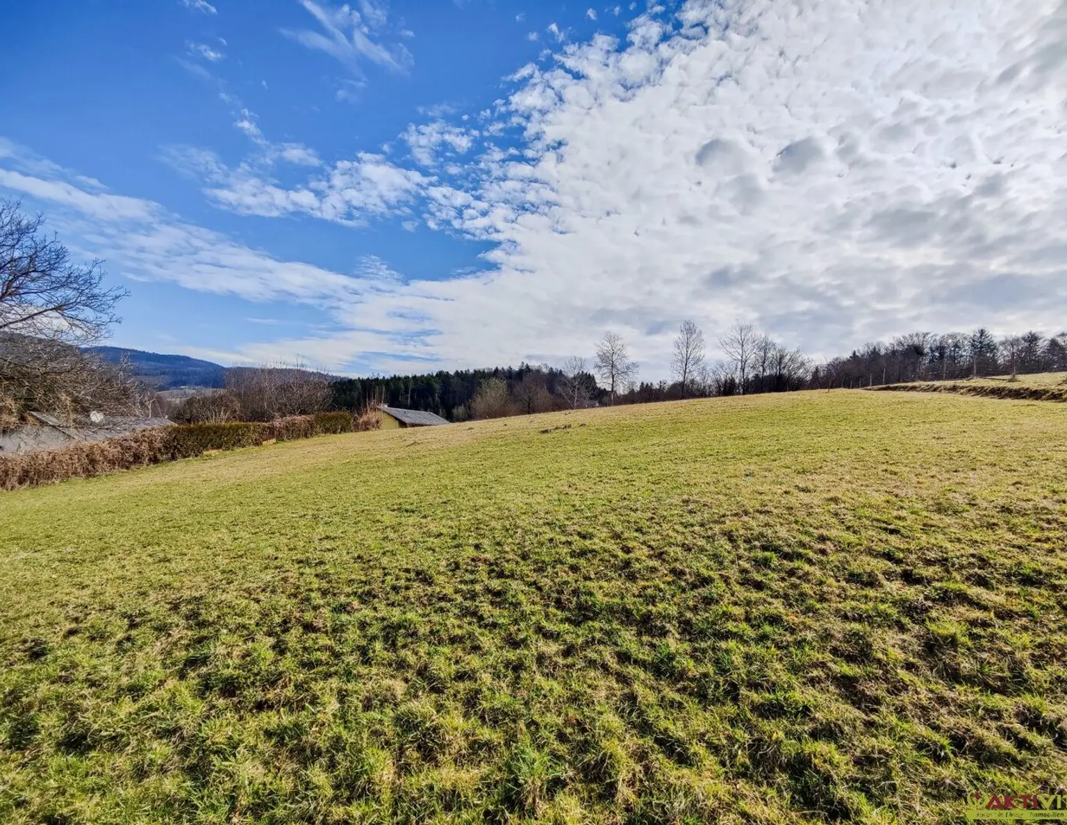 Wohn-Baugrund 5 Minuten vor Graz. - Erhöhte Lage mit Fernblick. - Perfekte Autobahn-Anbindung!