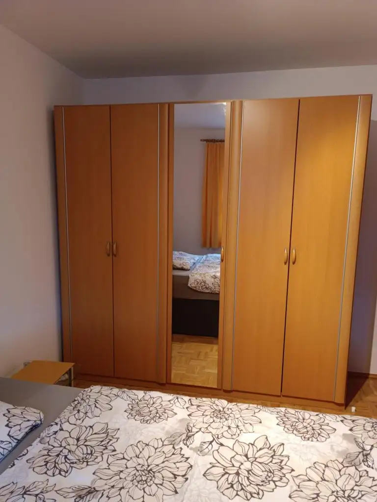 Moderne Eigentumswohnung ausgezeichneter Lage – ideal für alle, die zentral wohnen und höchsten Komfort genießen möchten.