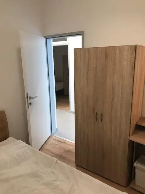 eines der Schlafzimmer