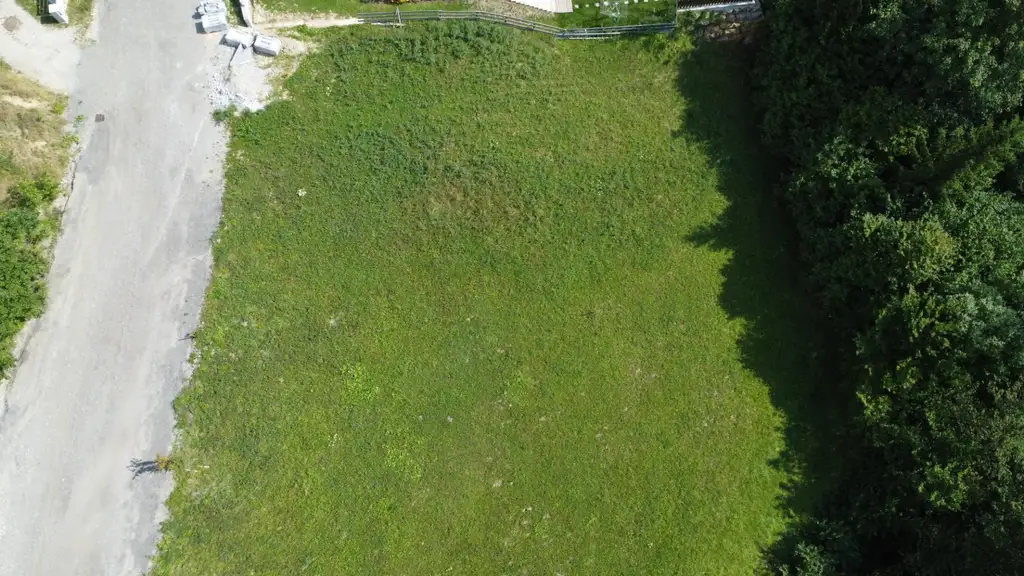 Baugrundstück in Loich