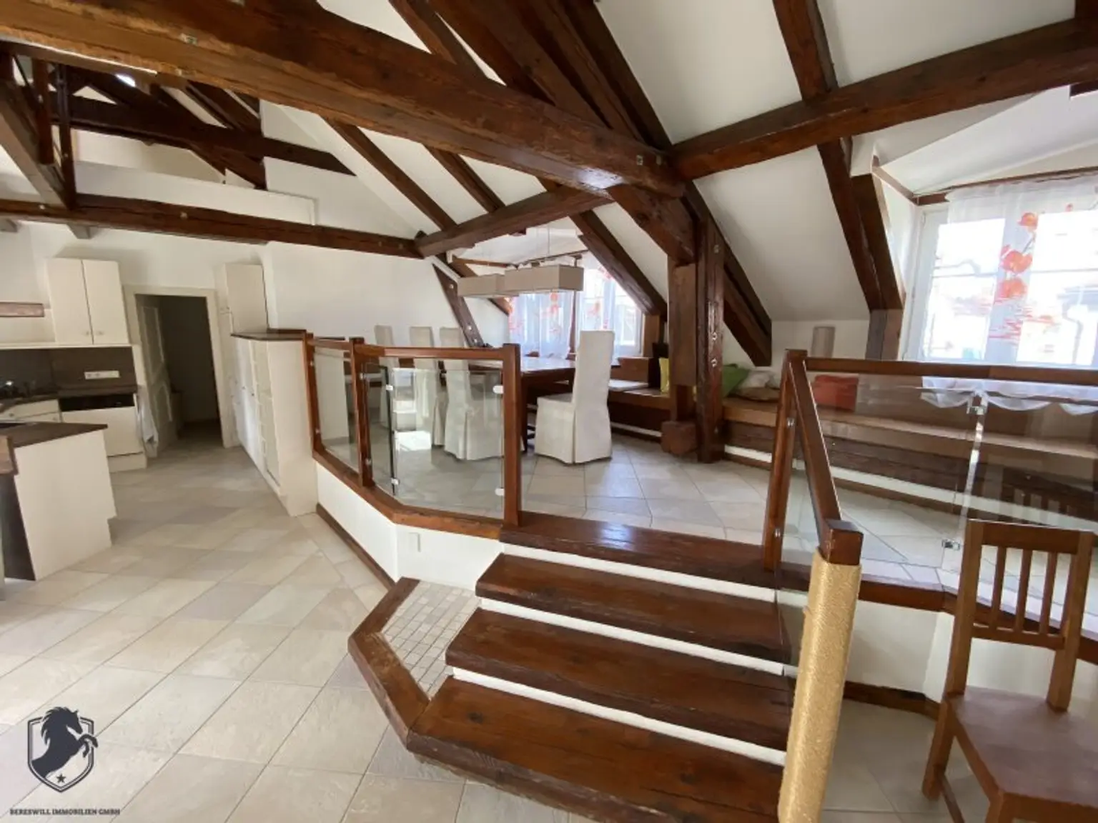 Exklusives Maisonette-Penthouse am Tullner Hauptplatz mit großer Dachterrasse