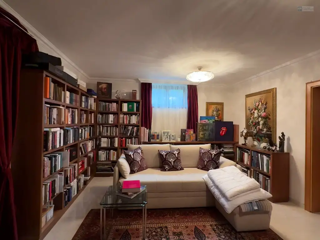 GARTENPARADIES   -  9.000 M² - 
LANDHAUS IN PARKLANDSCHAFT  
NUR 30 MINUTEN VON WIEN