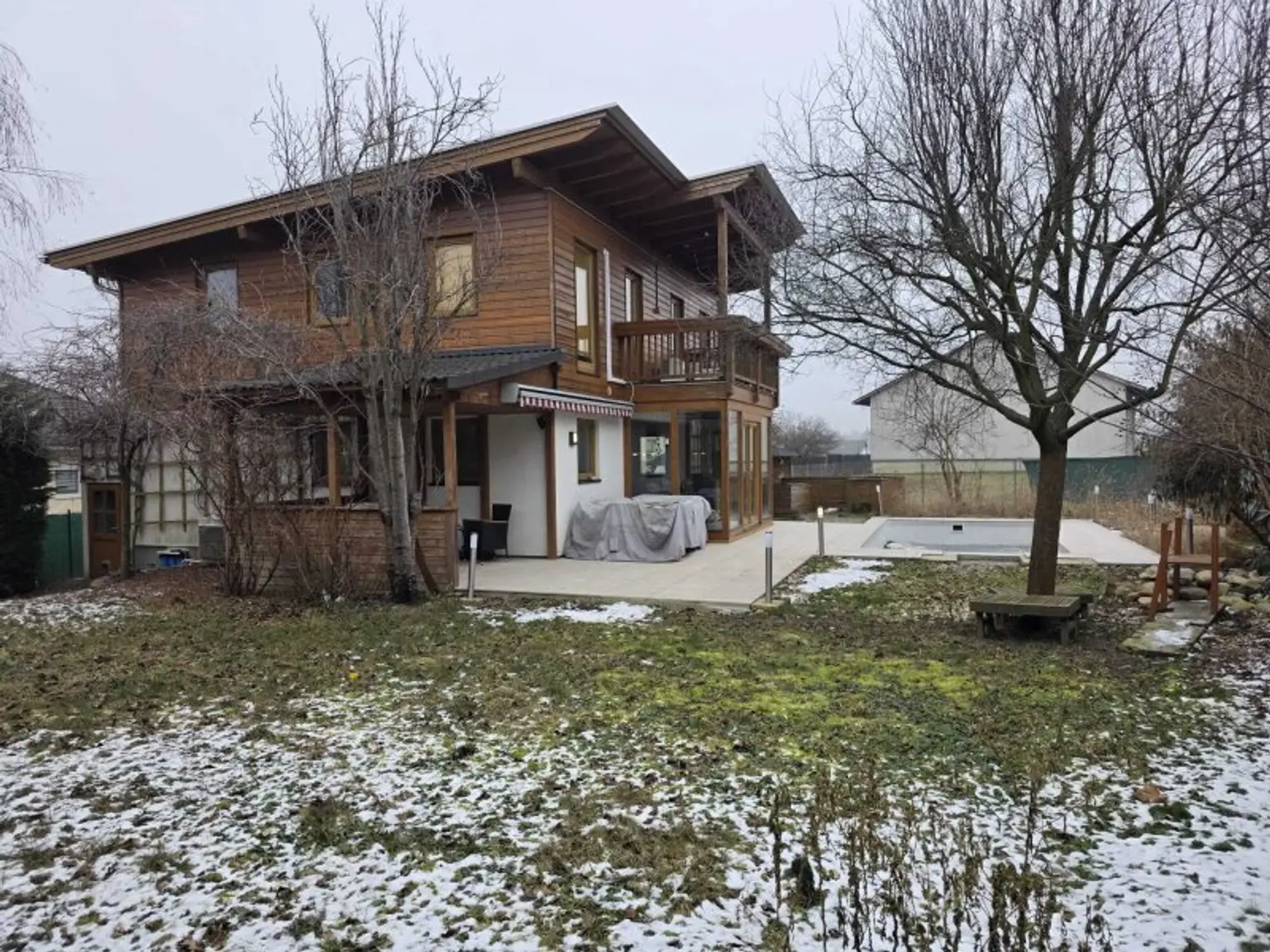 Idyllisches Einfamilienhaus in Gänserndorf: 5 Zimmer, Pool, Balkon & mehr!