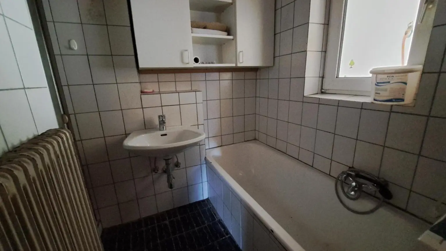 Badezimmer EG