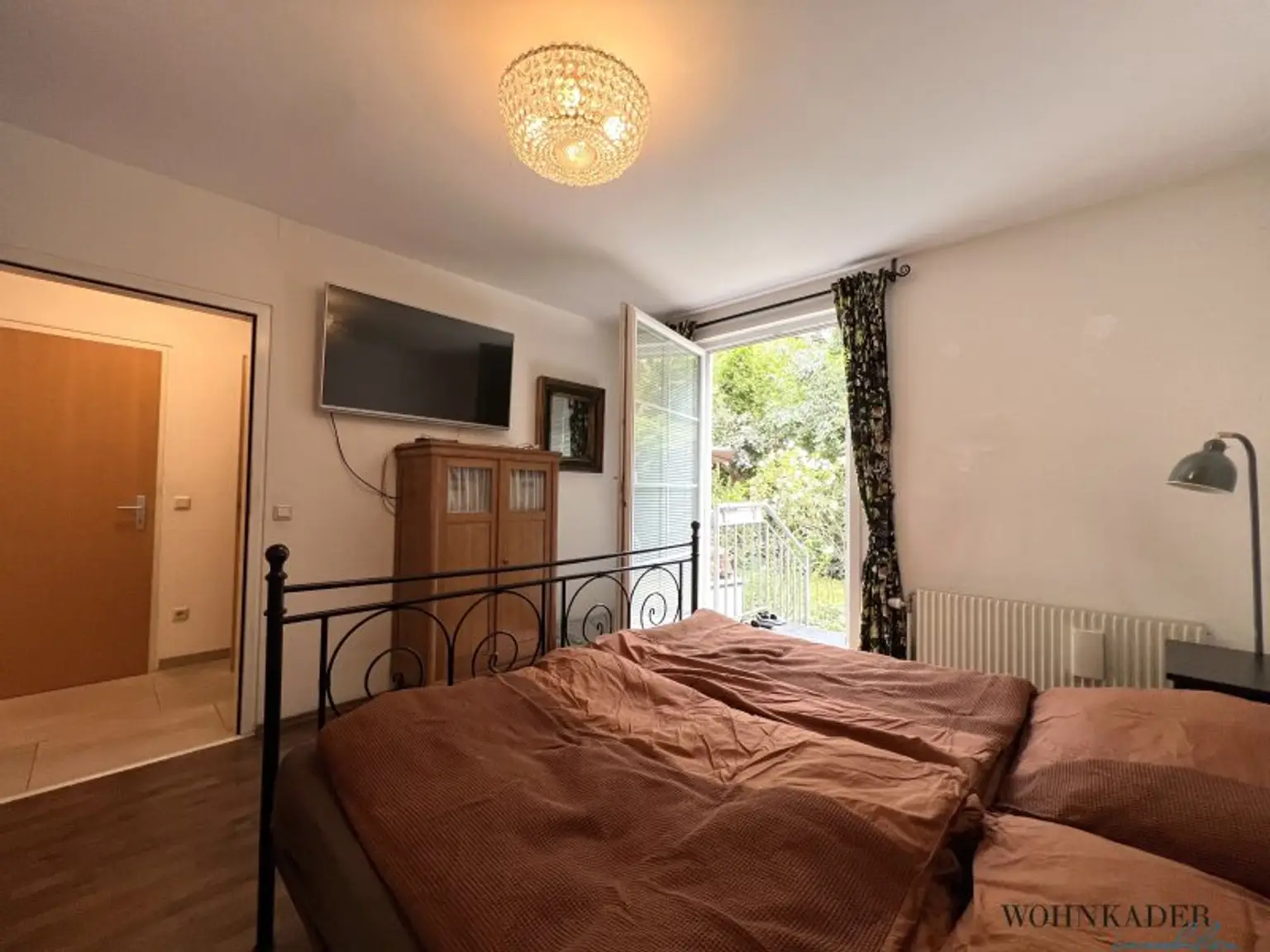 Großzügige 2-Zimmer-Gartenwohnung – ein Ruhepol mit 80 m² Außenfläche