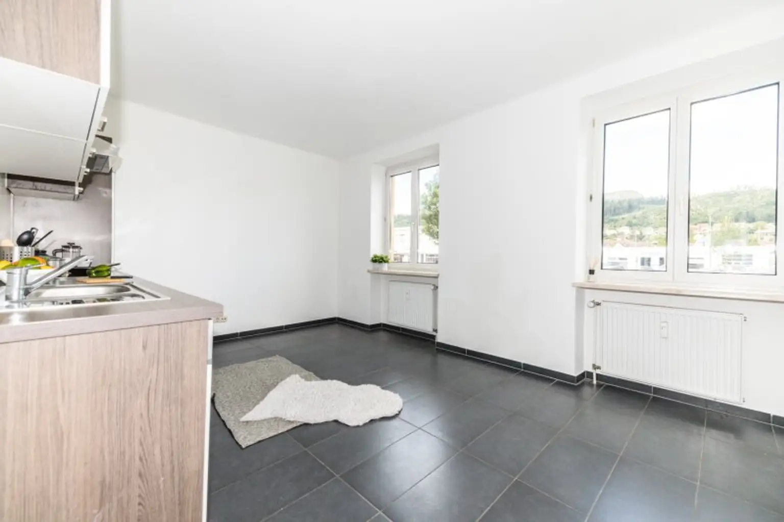 I JETZT EINZIEHEN I HELLE RÄUME I ZENTRALE LAGE I STILVOLL SANIERT I DESIGNKÜCHE I WALK-IN DUSCHE I PROJEKT WOHNEN