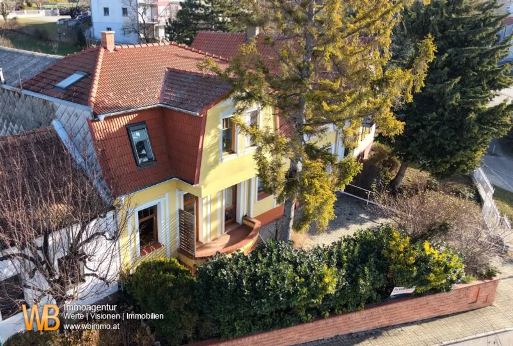 Beste Lage Neusiedl am See: 3 Terrassen, 10 Zimmer, 230m² Wohnfläche, Garten & Seeblick