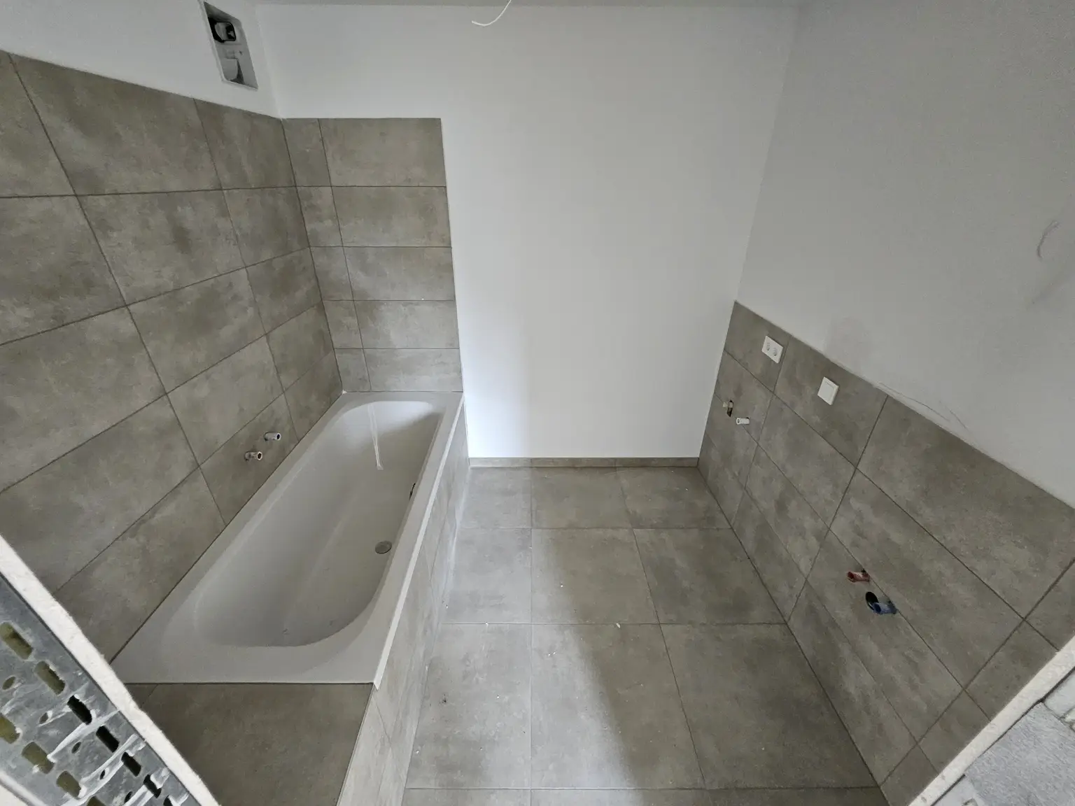 Erstbezug mit Stil: 2-Zimmer-Wohnung mit Loggia und großzügiger Wohnküche