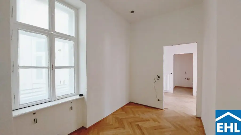 Erstbezug nach Sanierung! 2,5-Zimmer-Wohnung in Top-Lage des 6. Bezirks